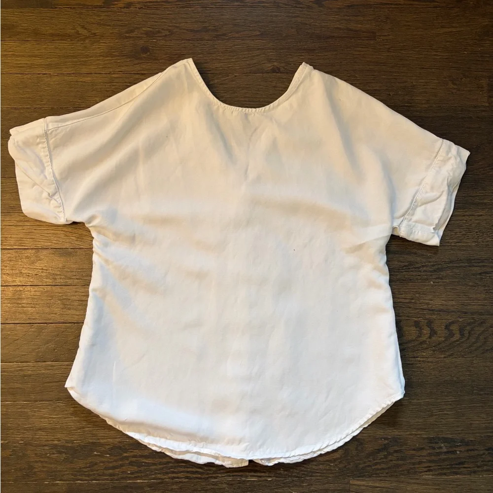 VETTA Cream Button-Down Women's Shirt - Picture 3 of 6